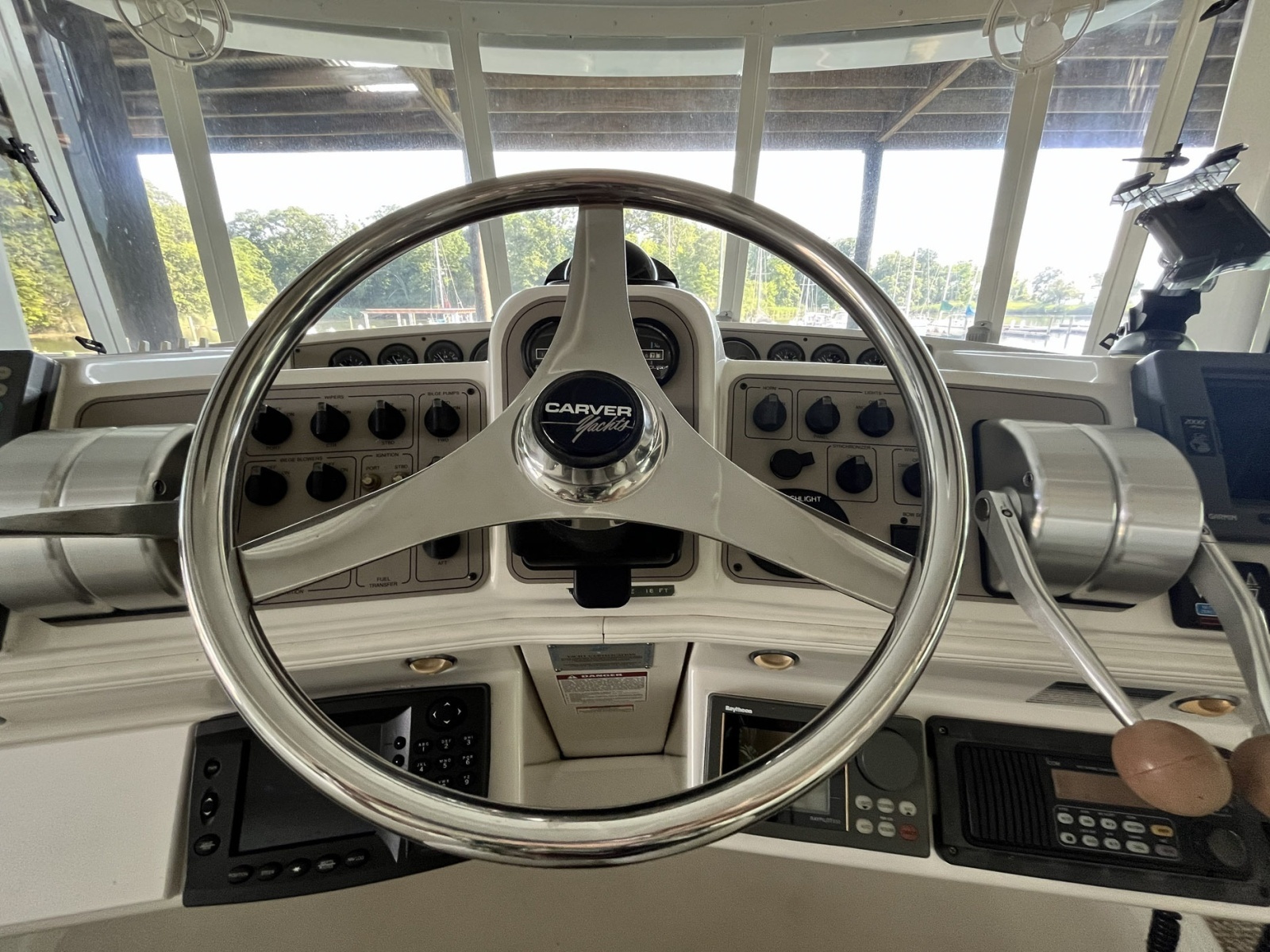 1997 Carver 