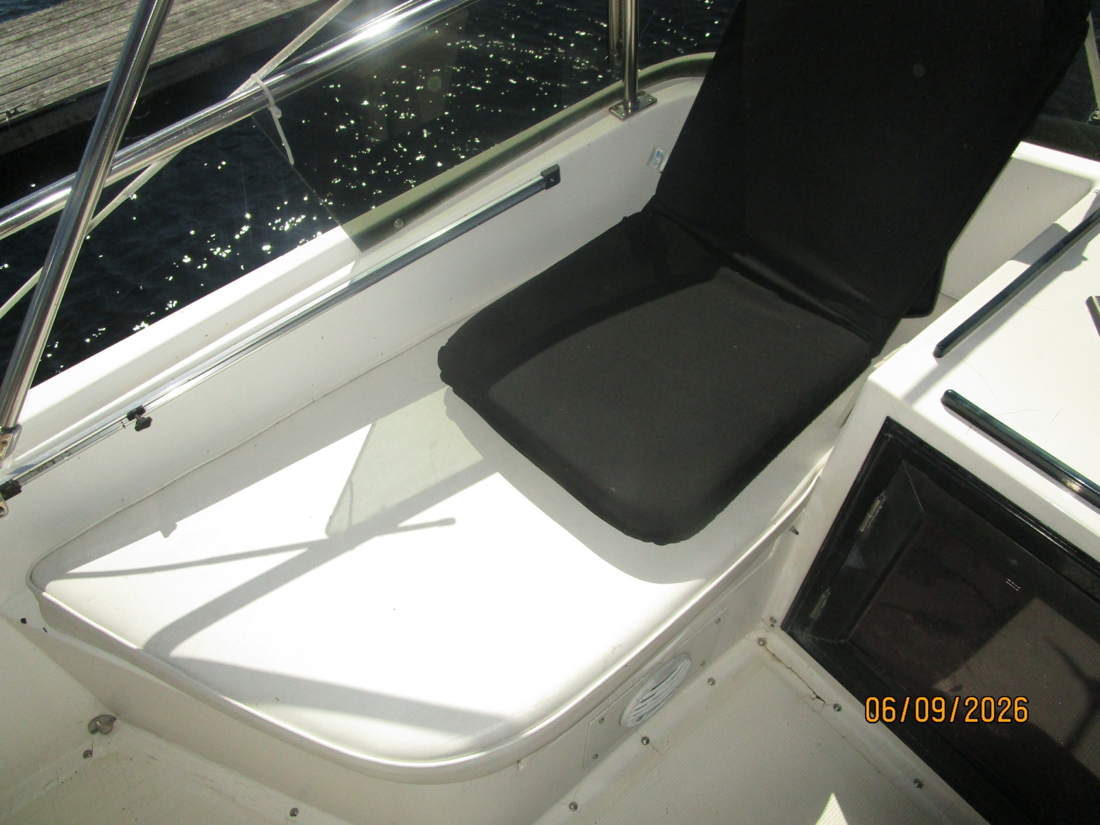 44' High Tech flybridge port forward seating