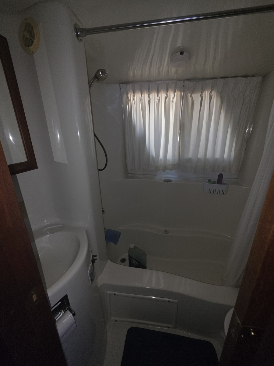51ft Blue Water Yacht For Sale