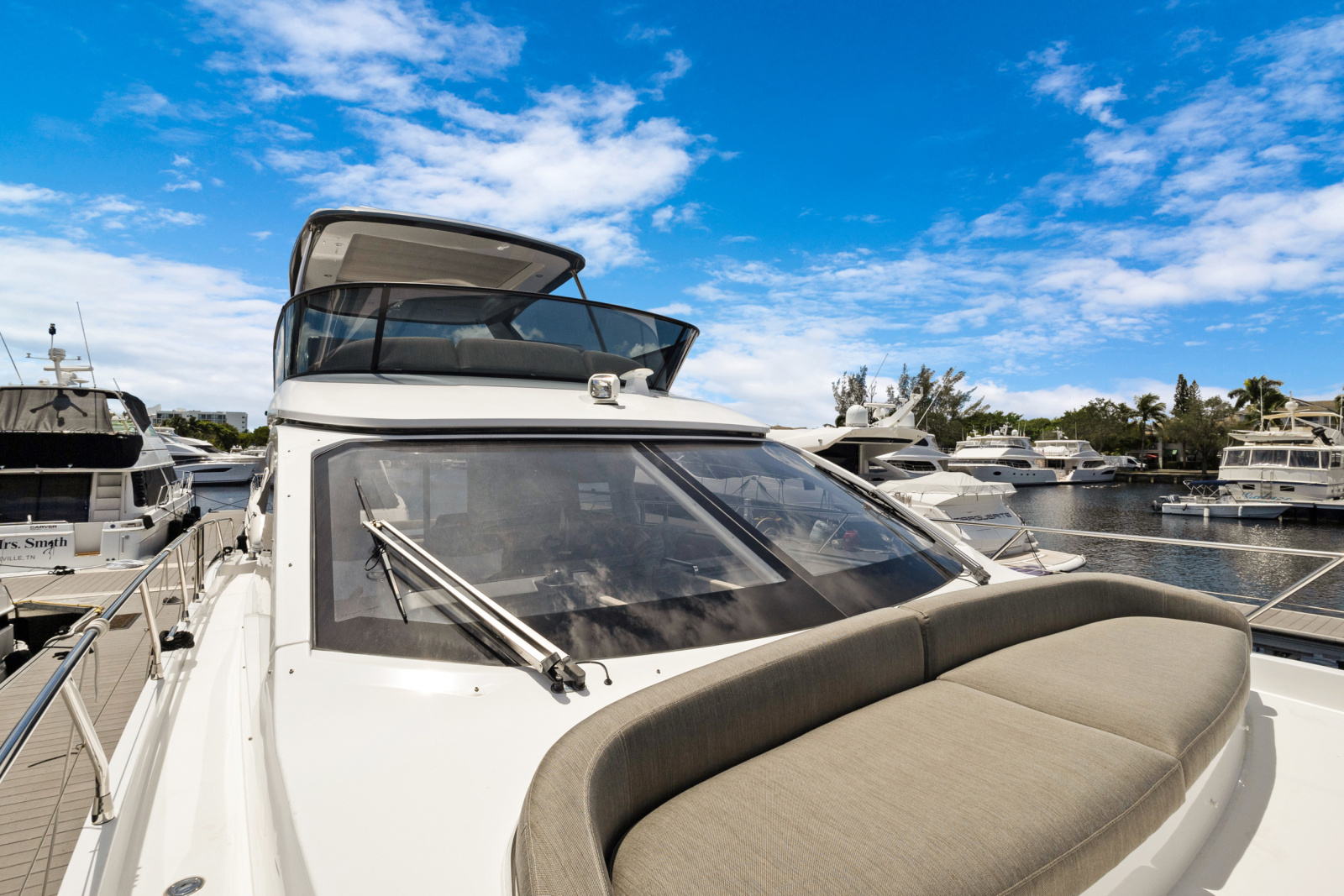 53ft Azimut Yacht For Sale