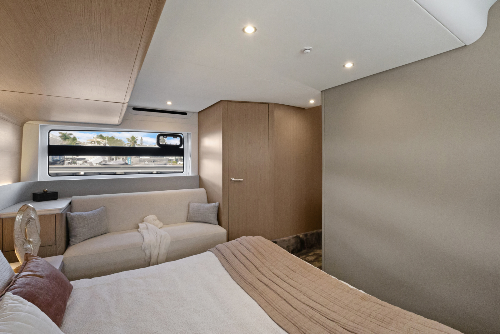 53ft Azimut Yacht For Sale