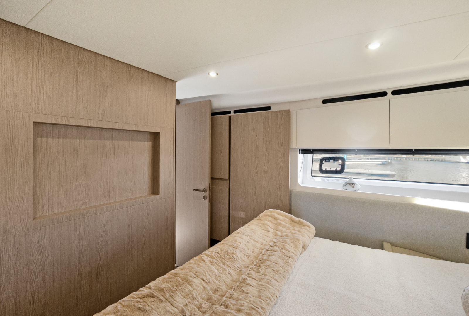 53ft Azimut Yacht For Sale