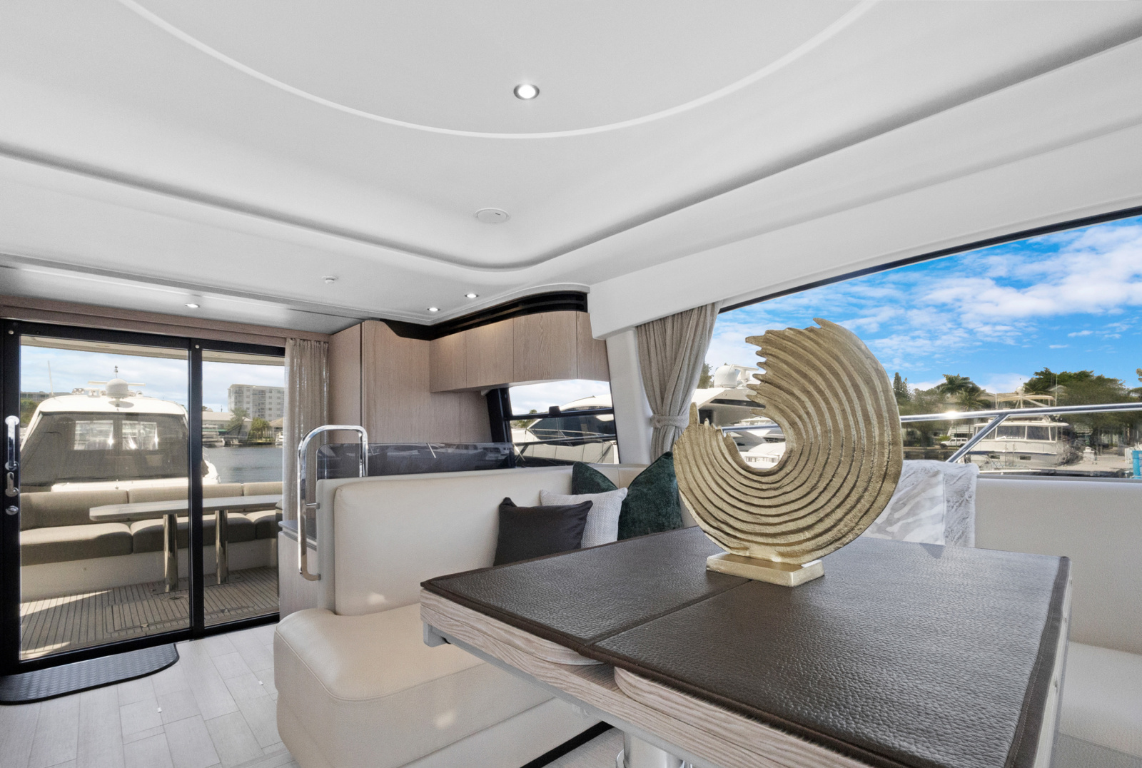 53ft Azimut Yacht For Sale
