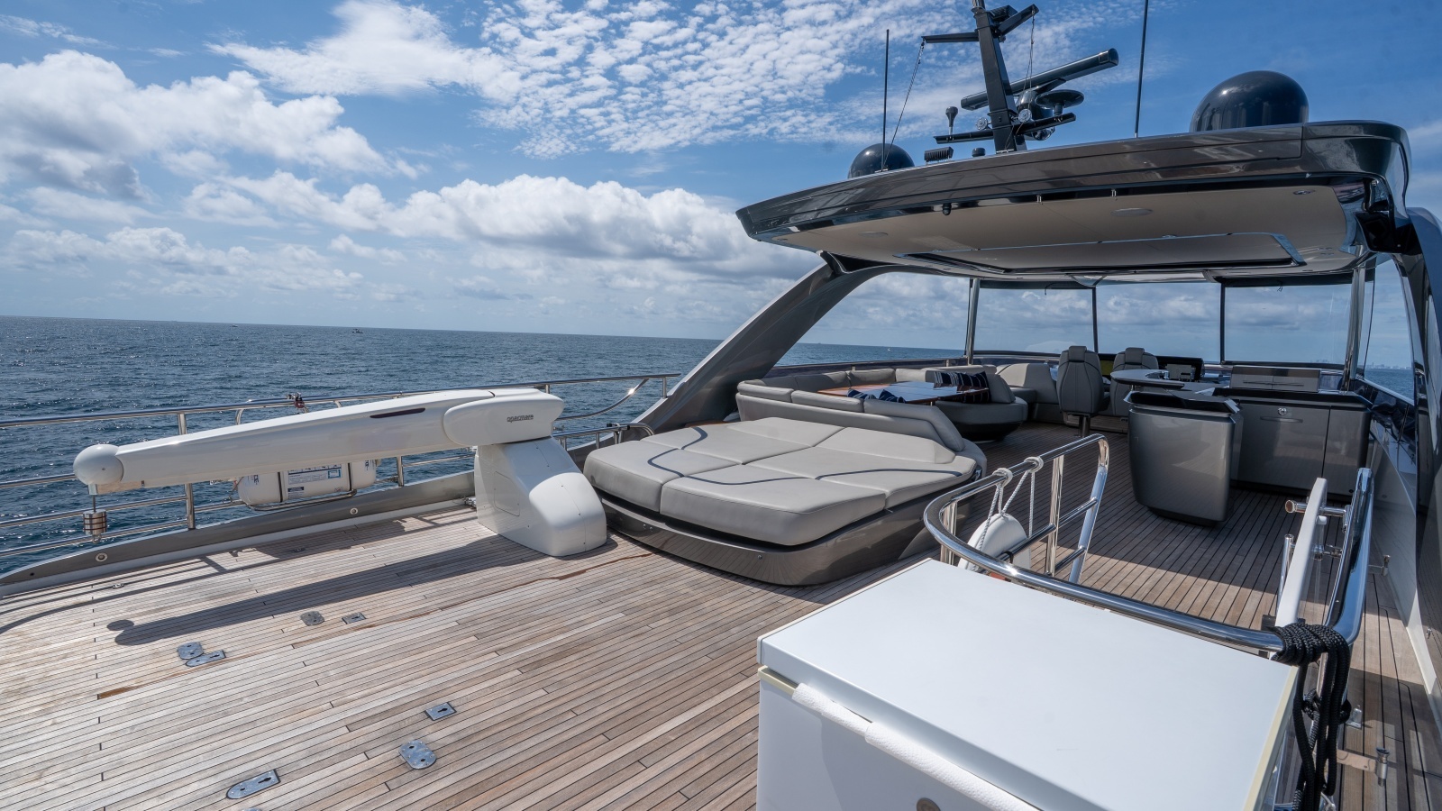 2020 Princess Y85