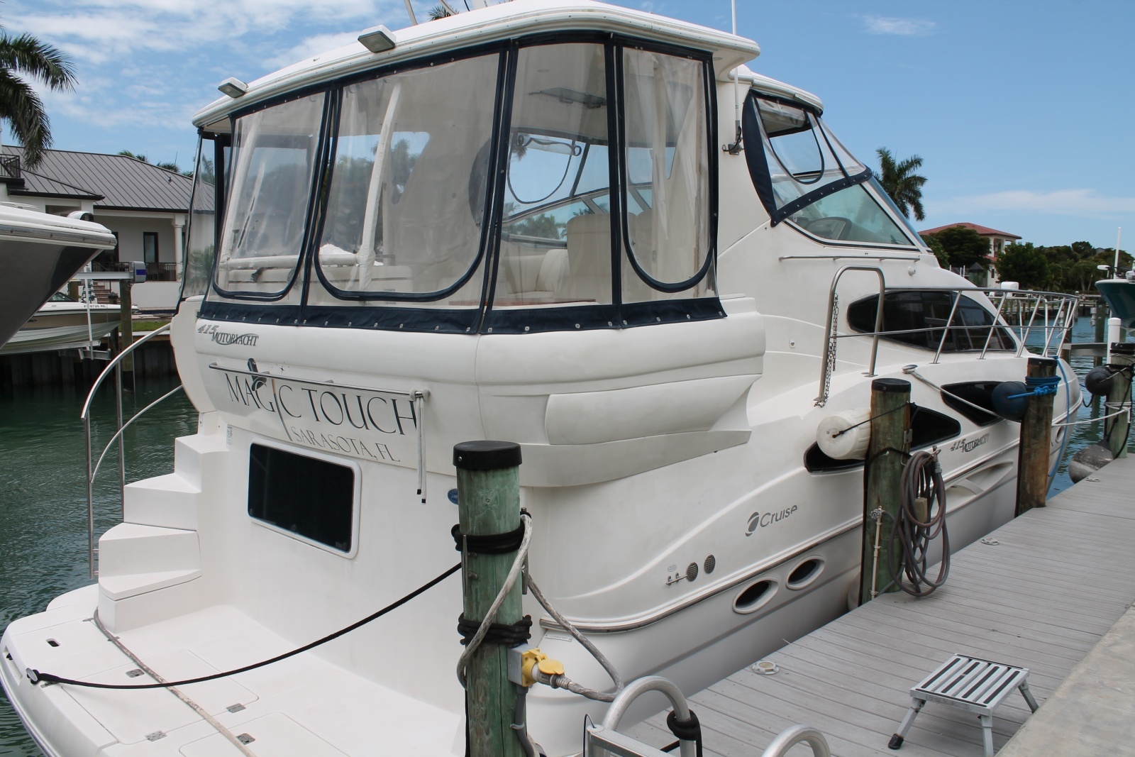 41ft Cruisers Yachts Yacht For Sale