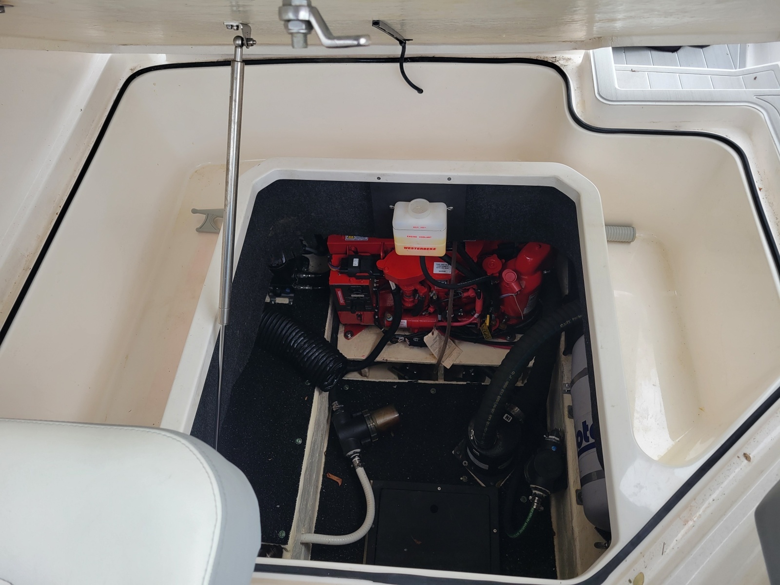 27ft Regal Yacht For Sale