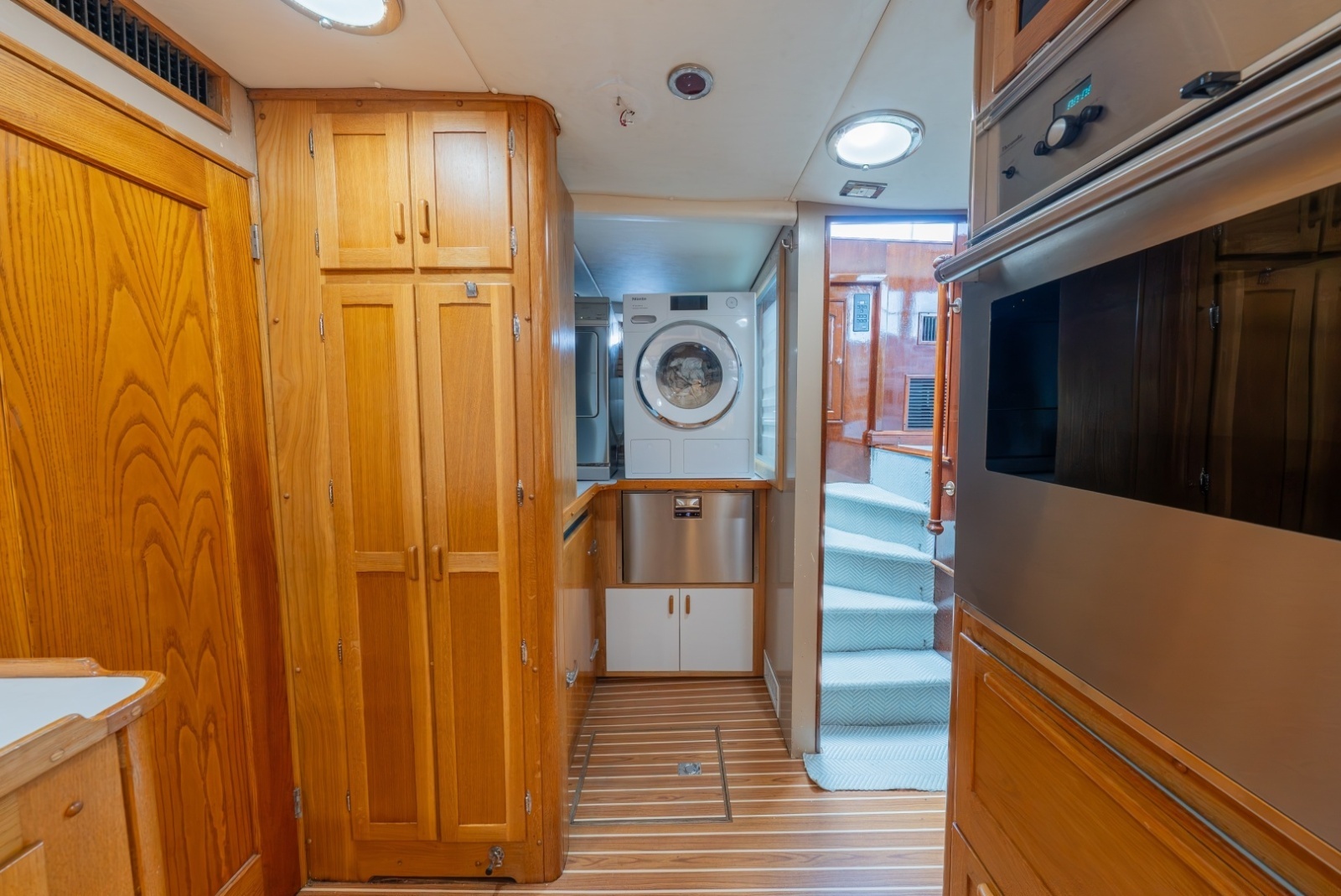 Galley And Laundry