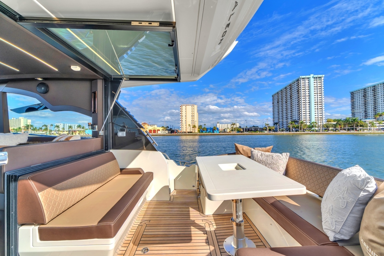 2023 Galeon 425 HTS
