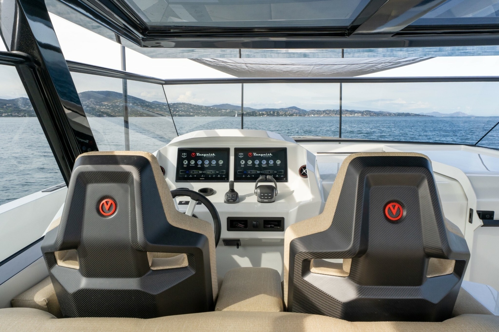 ELEVEN 56ft Vanquish Yachts Yacht For Sale