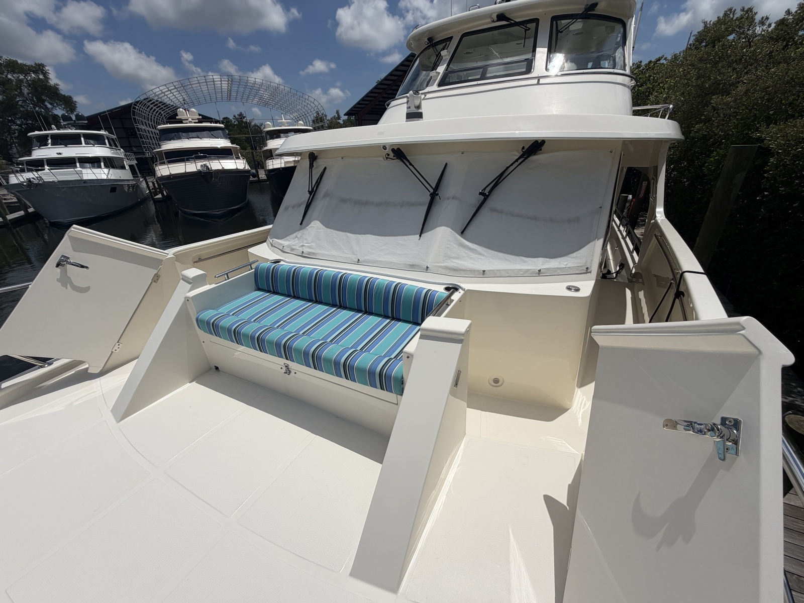 2025 Marlow Explorer 53E