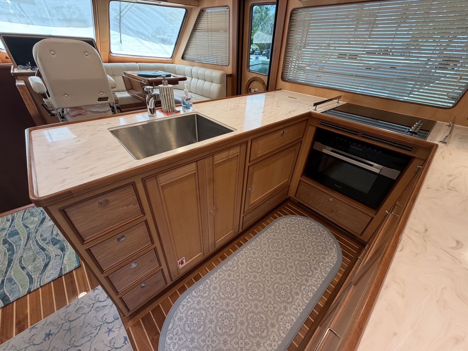 2025 Marlow Explorer 53E
