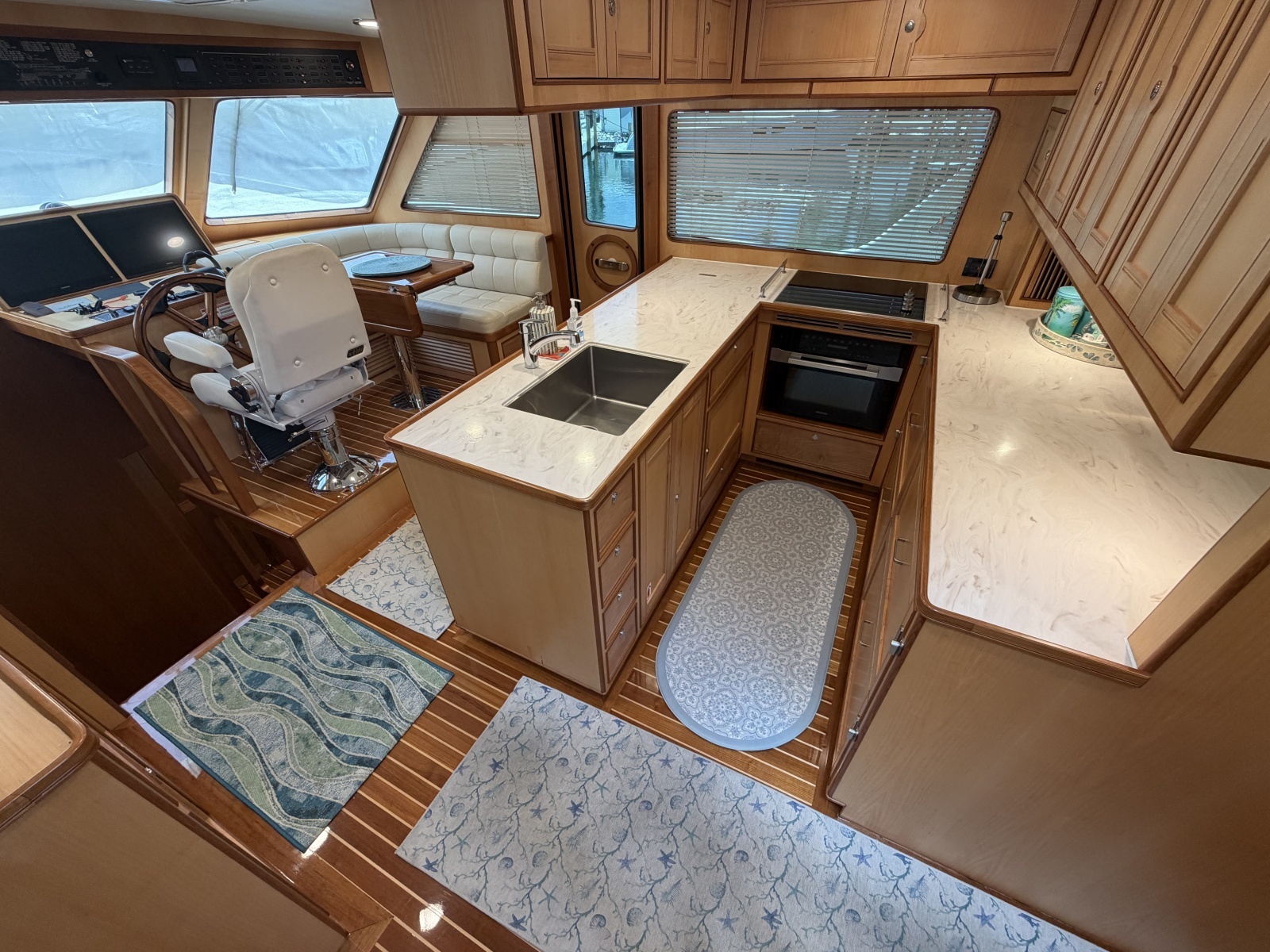 2025 Marlow Explorer 53E