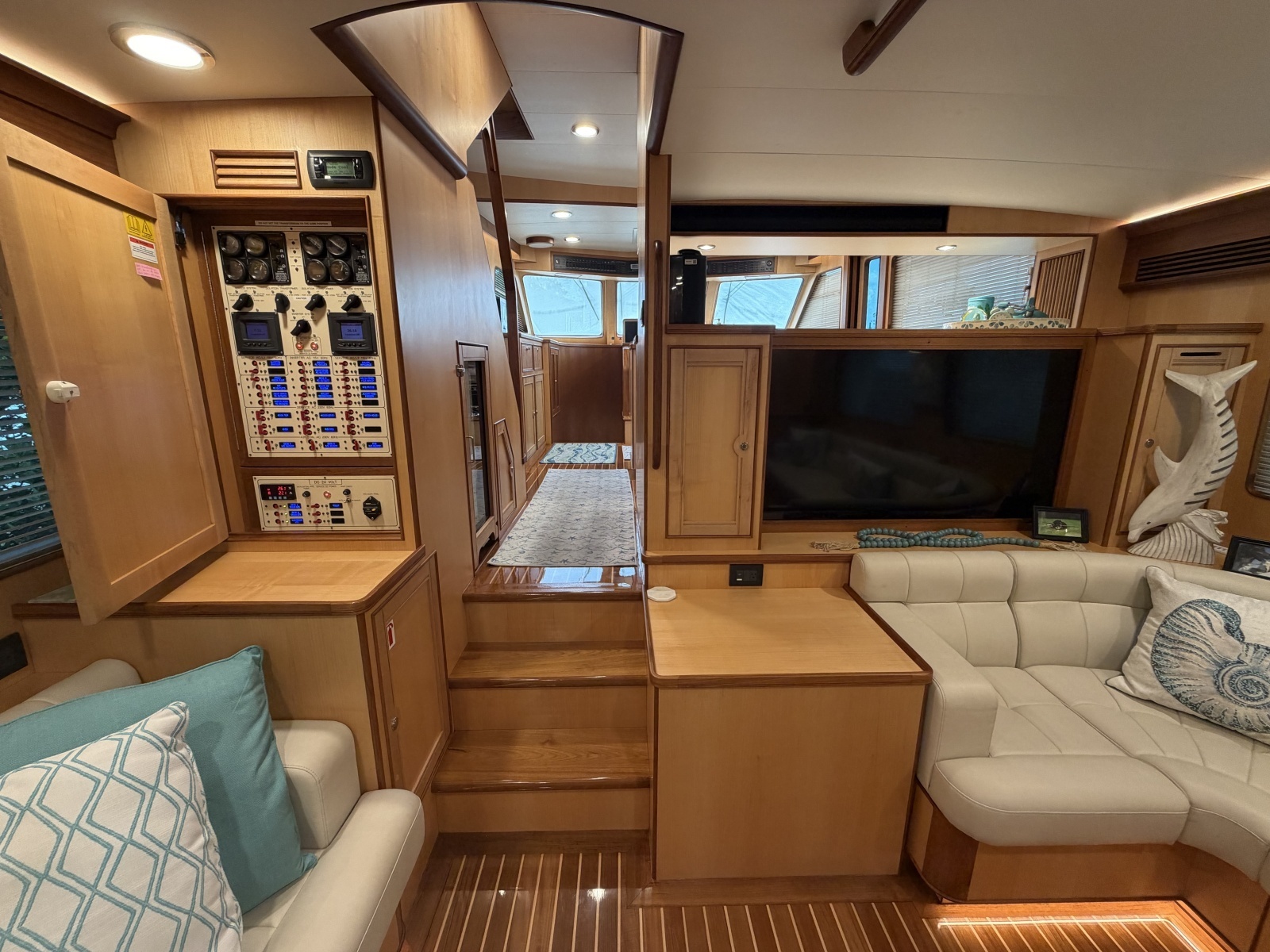 2025 Marlow Explorer 53E