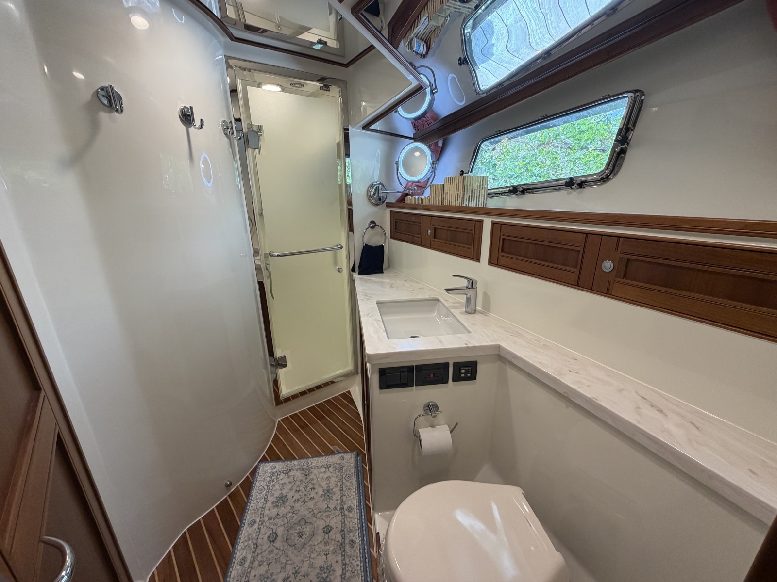 2025 Marlow Explorer 53E
