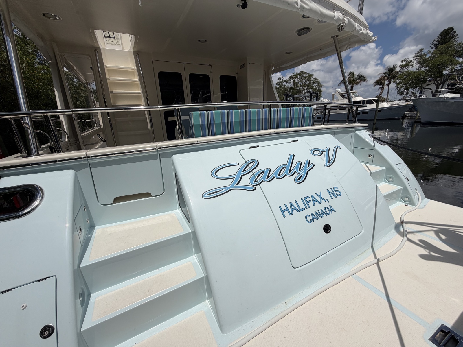 2025 Marlow Explorer 53E