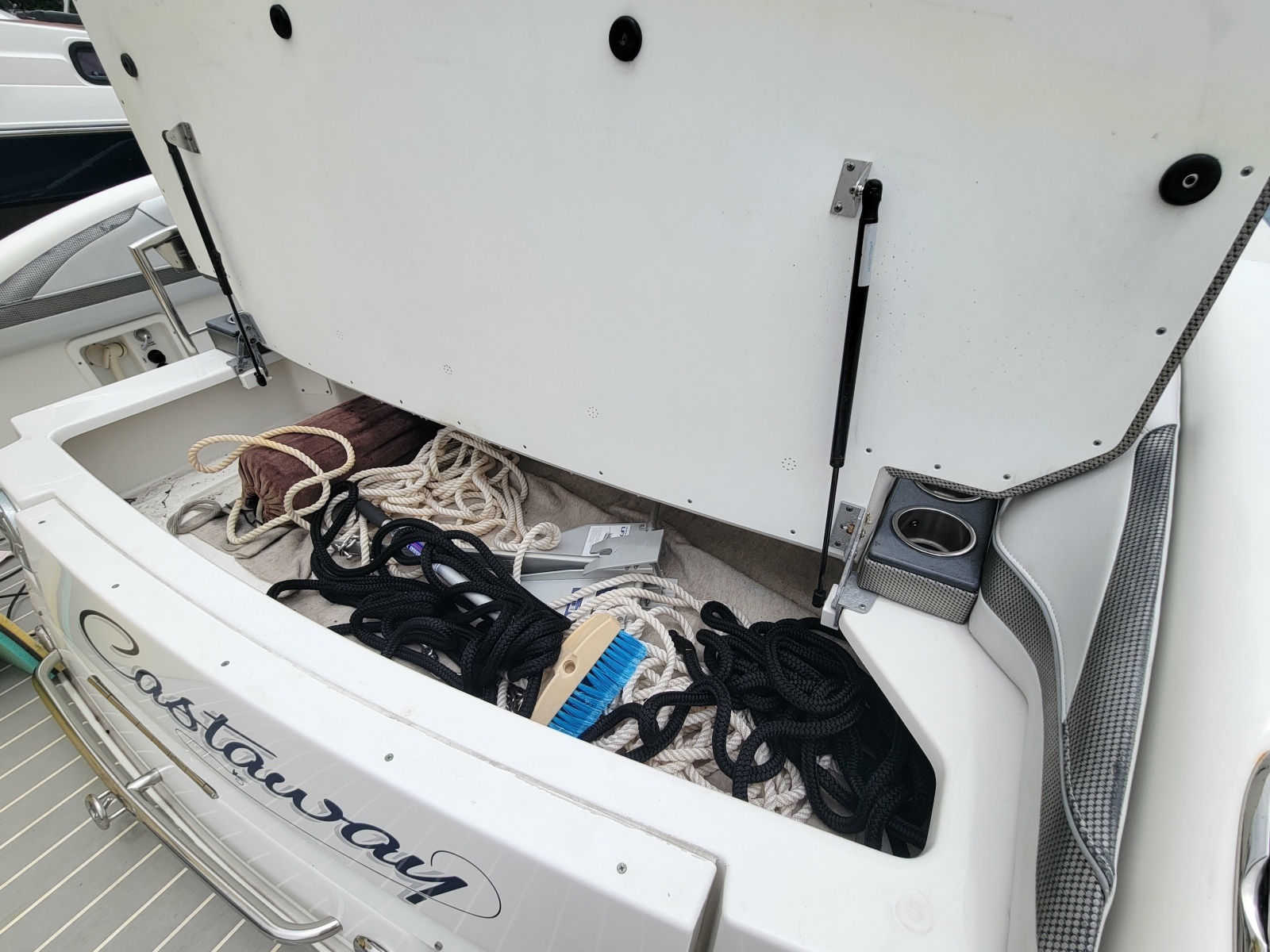 2019 Formula 350 Crossover Bowrider