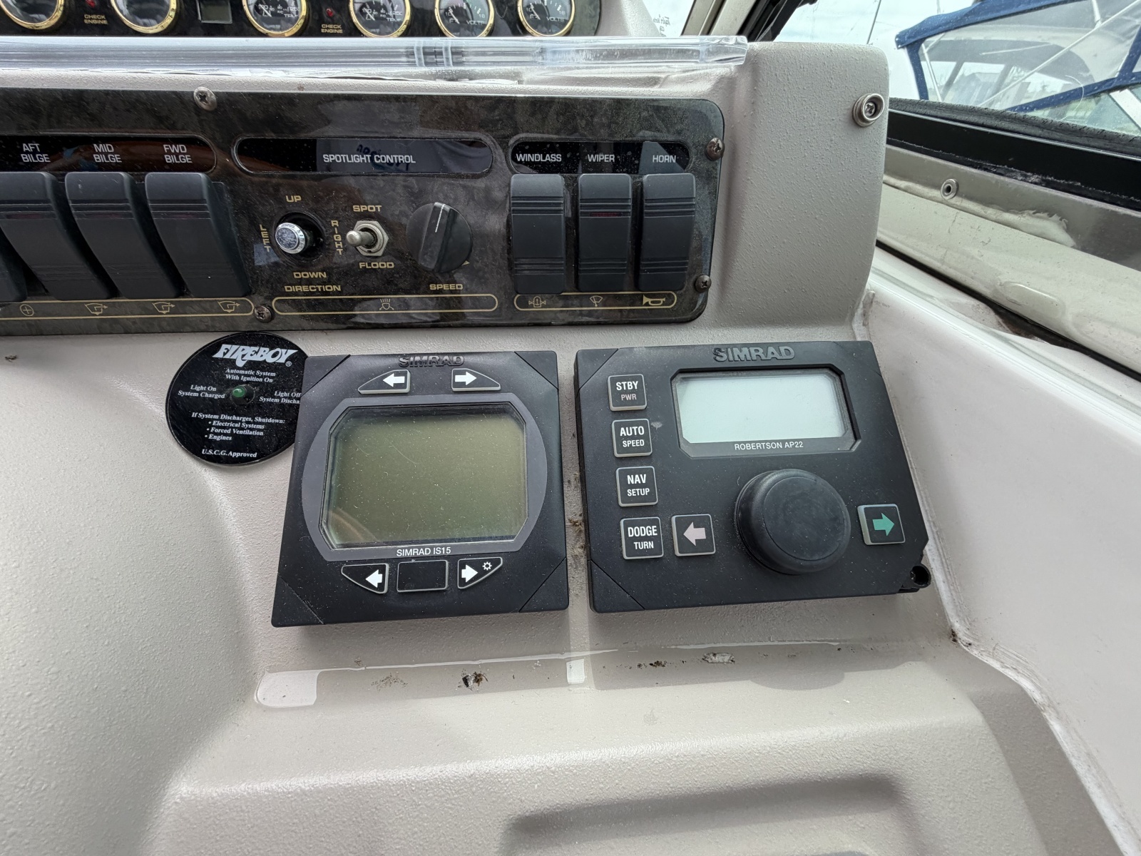 2001 Cruisers Yachts 3780 Express