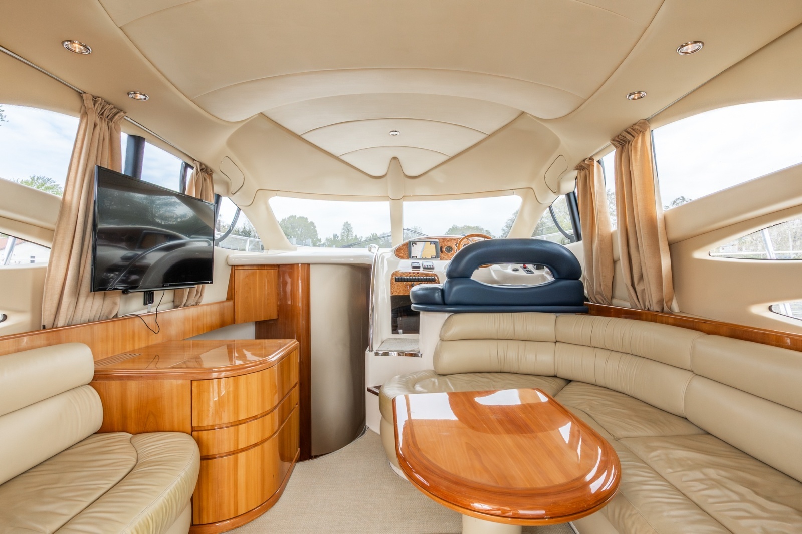 2004 Azimut 39 Flybridge