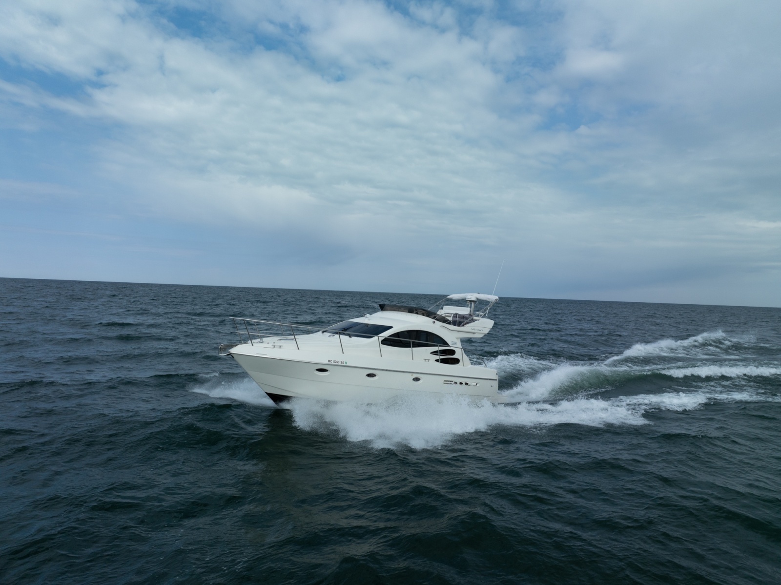 2004 Azimut 39 Flybridge