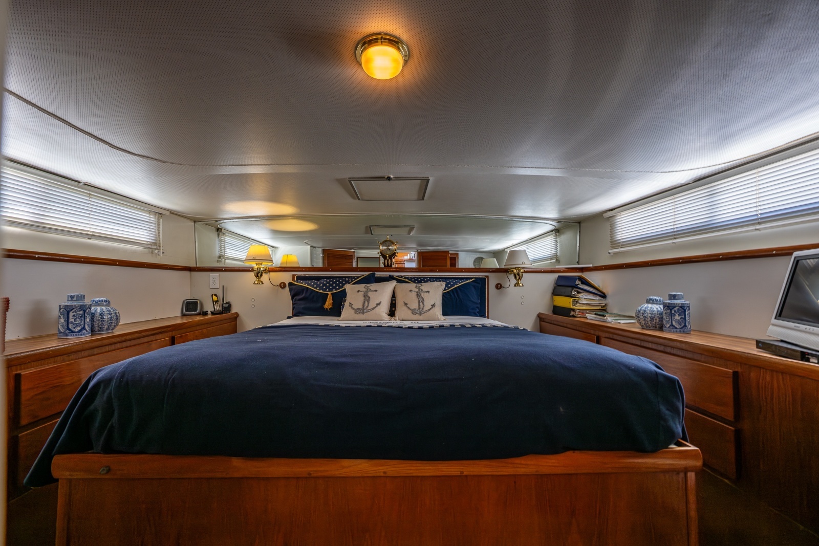 Moretoise III 41ft Chris Craft Yacht For Sale
