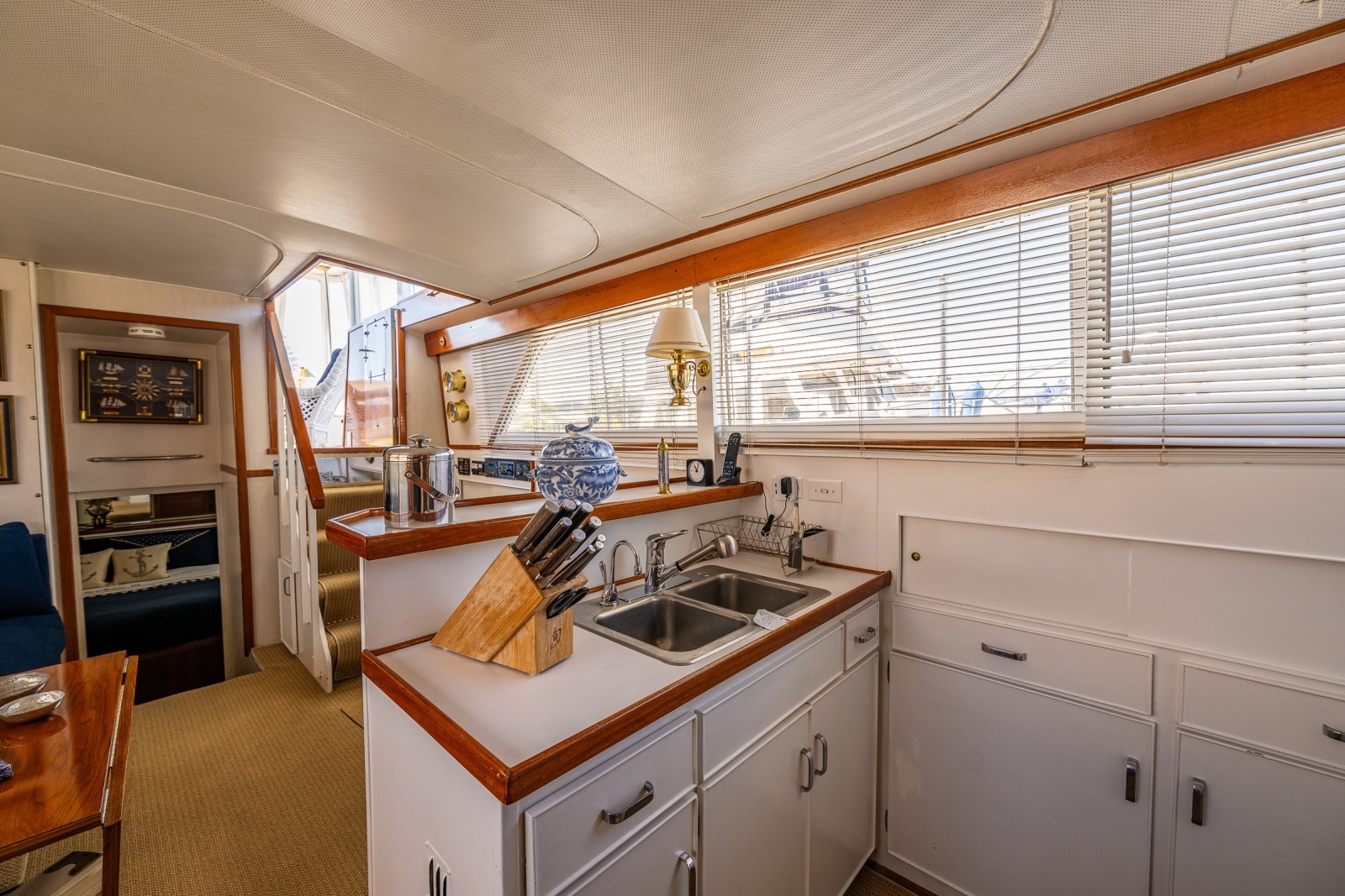 Moretoise III 41ft Chris Craft Yacht For Sale