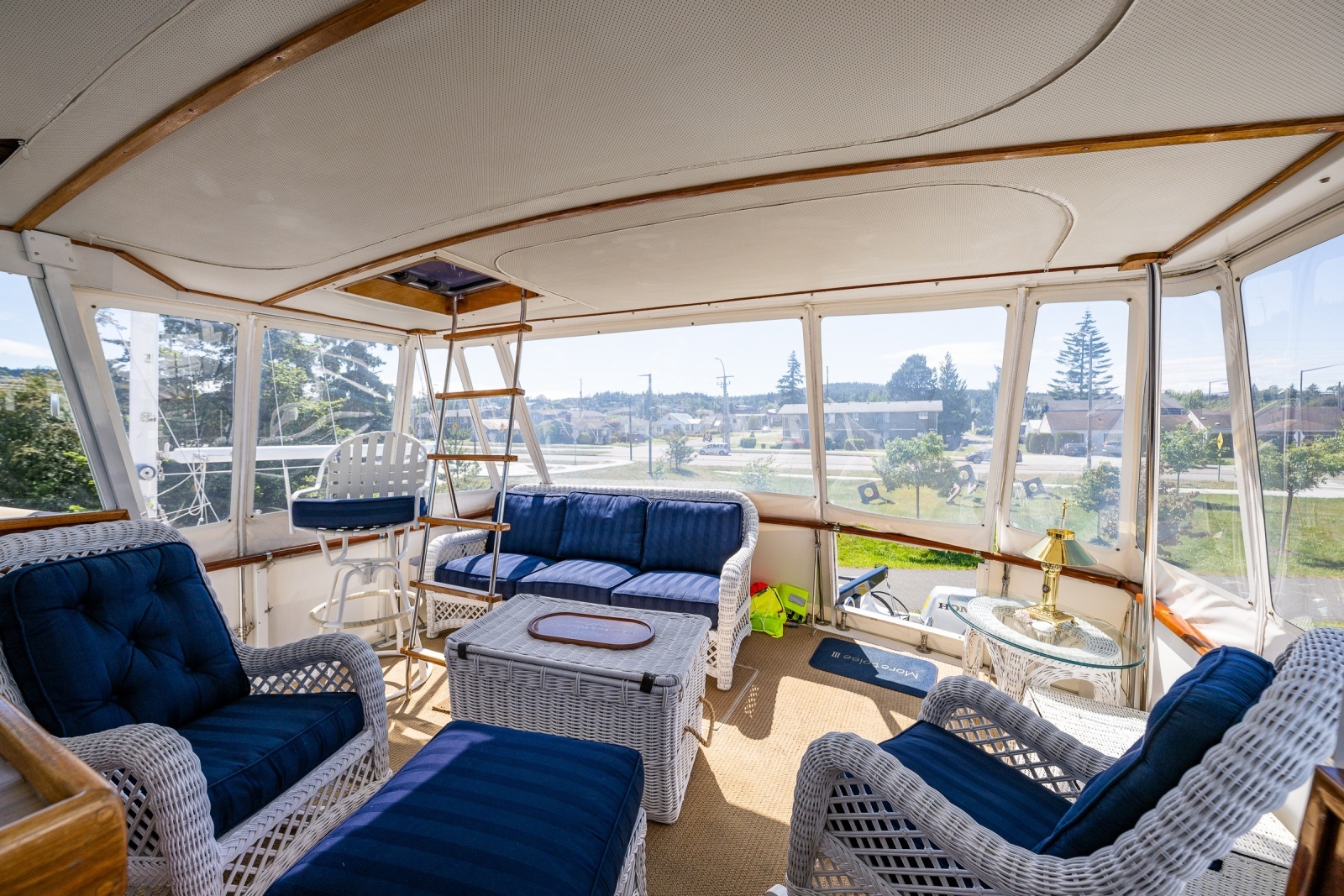 Moretoise III 41ft Chris Craft Yacht For Sale