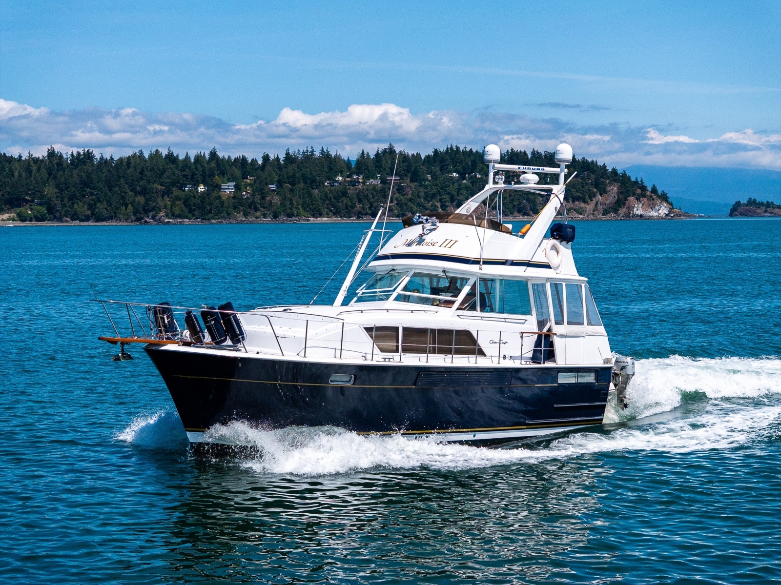 Moretoise III 41ft Chris Craft Yacht For Sale