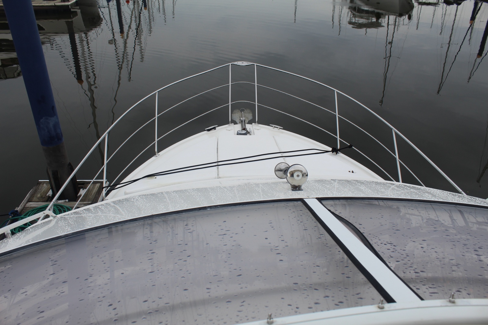 2006 Carver 