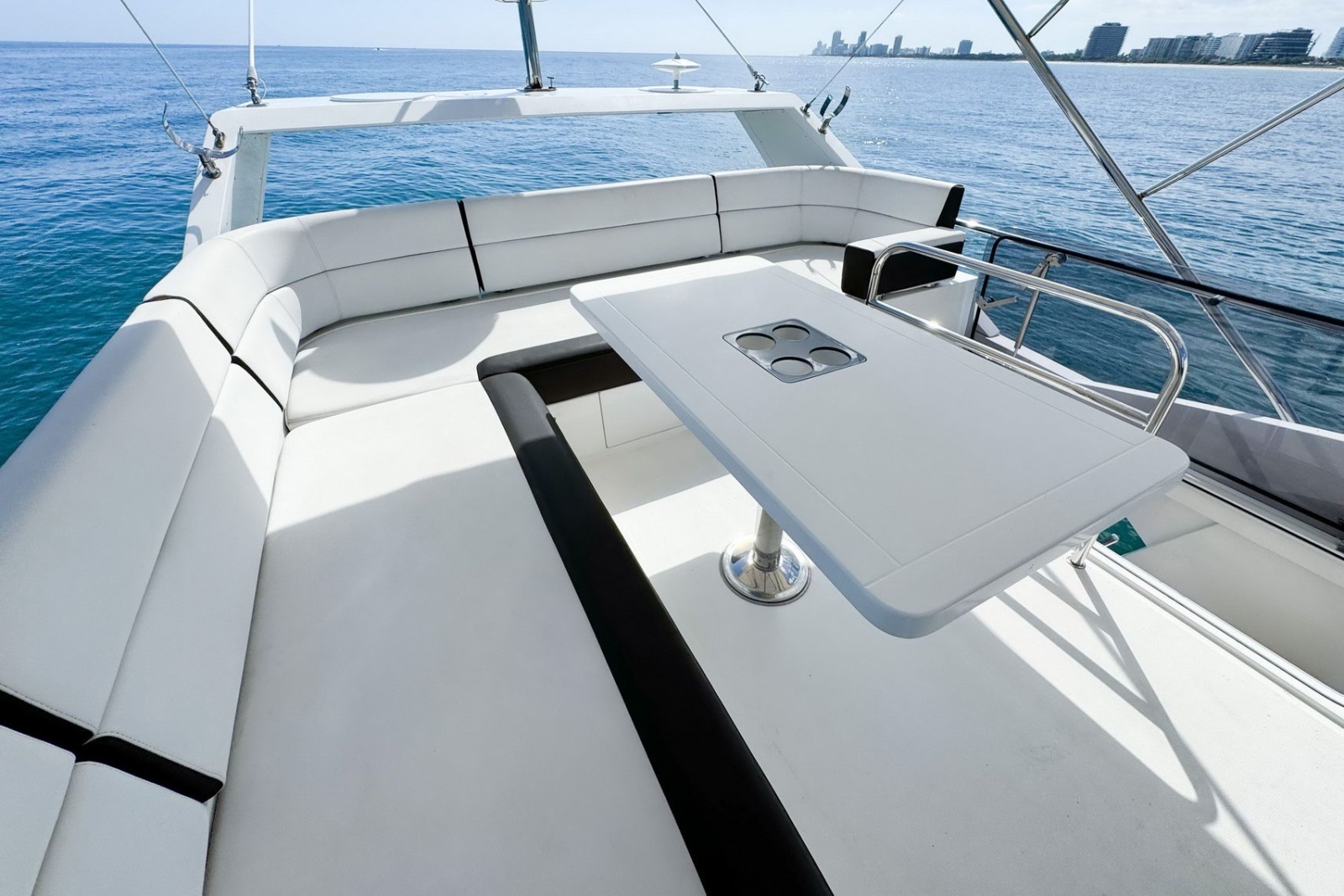 2016 Galeon 420 Fly