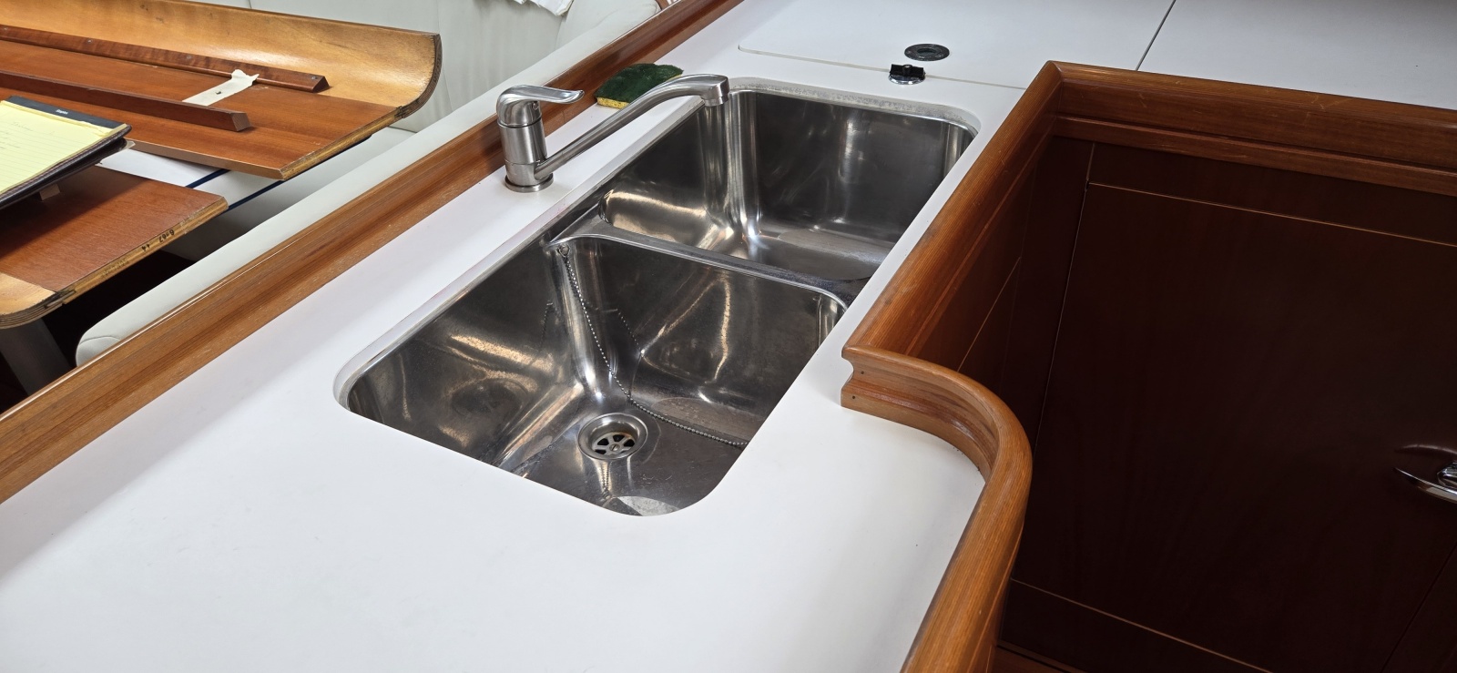 2002 Beneteau 473