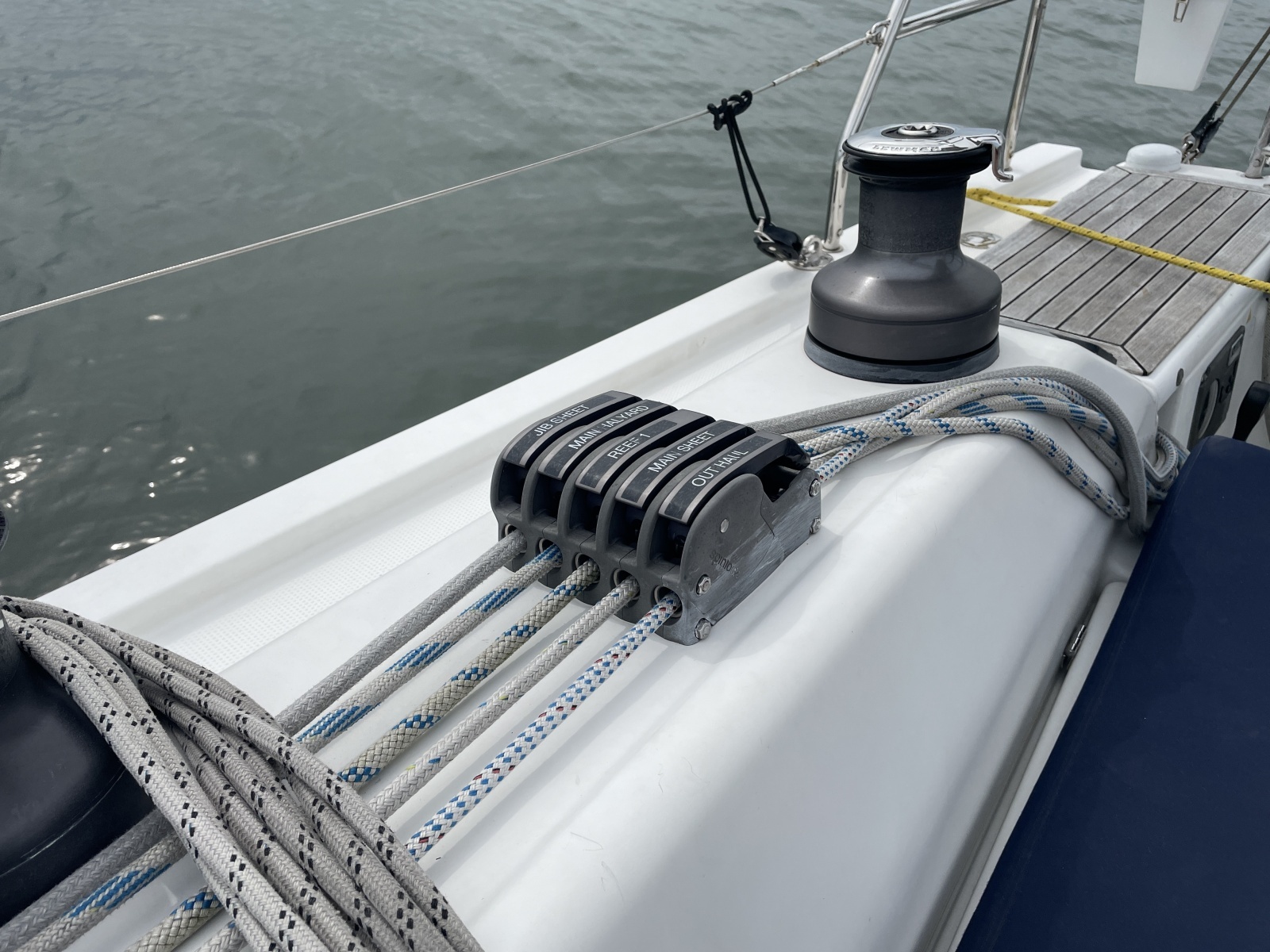 2014 Hanse 415 starboard halliards and lines