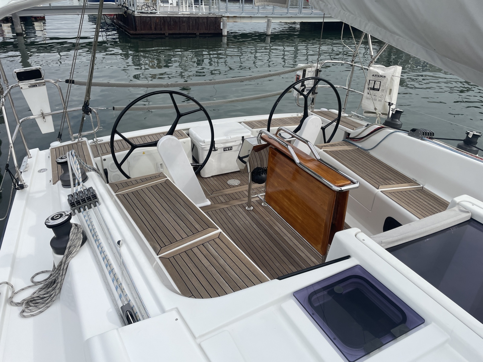 2014 Hanse 415 starboard cockpit