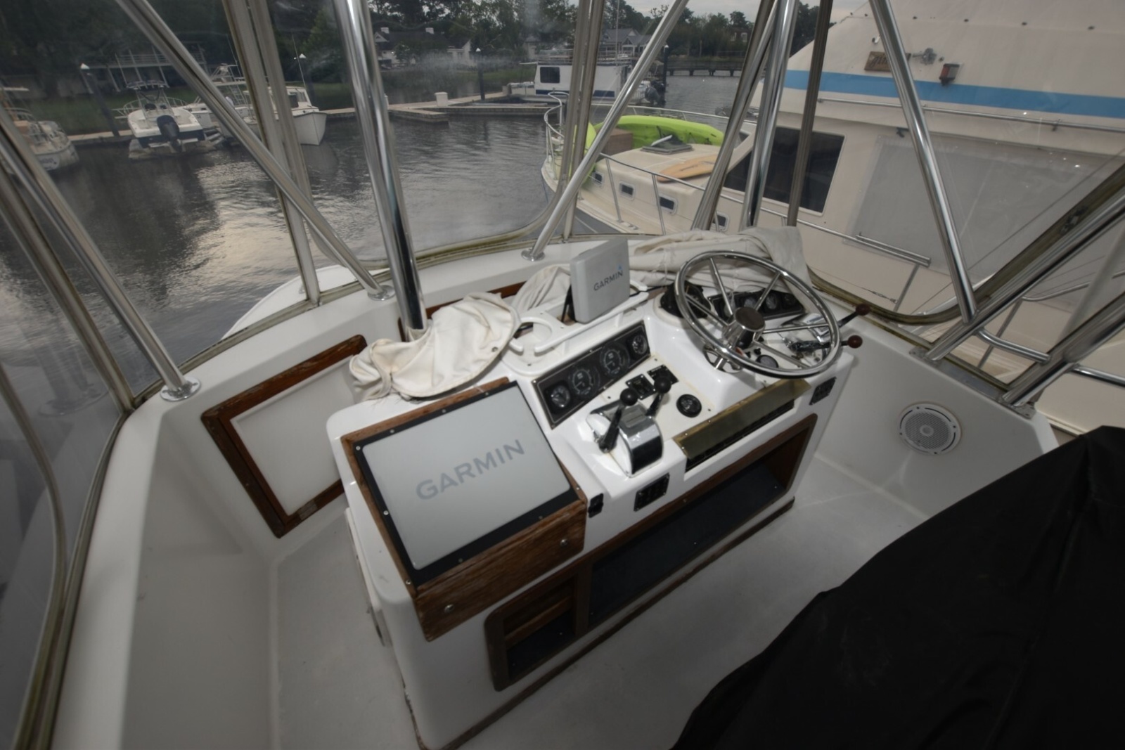 1981 Blackfin 32 Sportfisherman