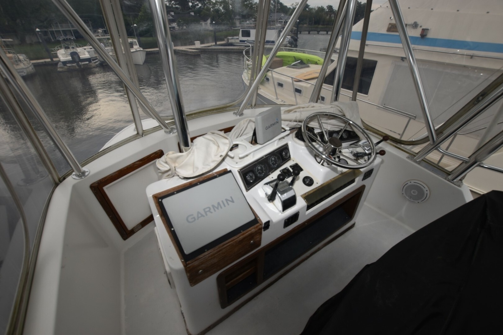 1981 Blackfin 32 Sportfisherman