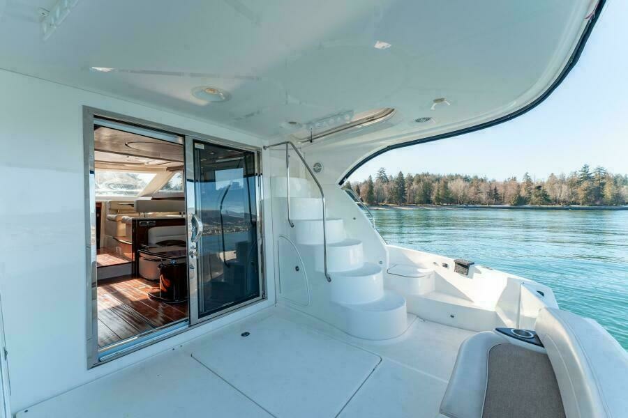2014 Meridian 441 Sedan