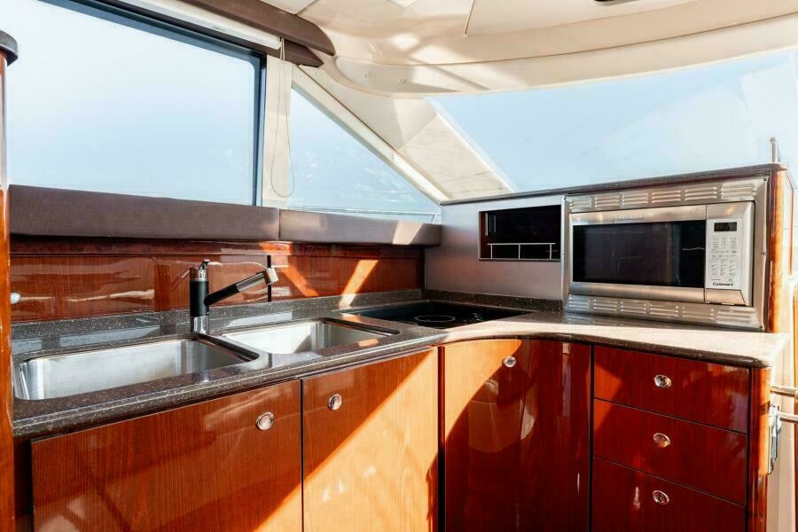 2014 Meridian 441 Sedan