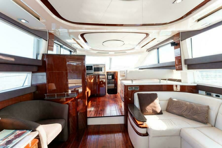 2014 Meridian 441 Sedan