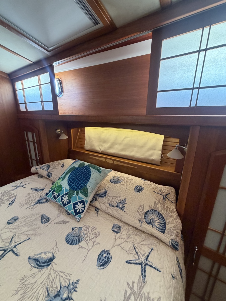 2016 Sabre 48 Salon Express