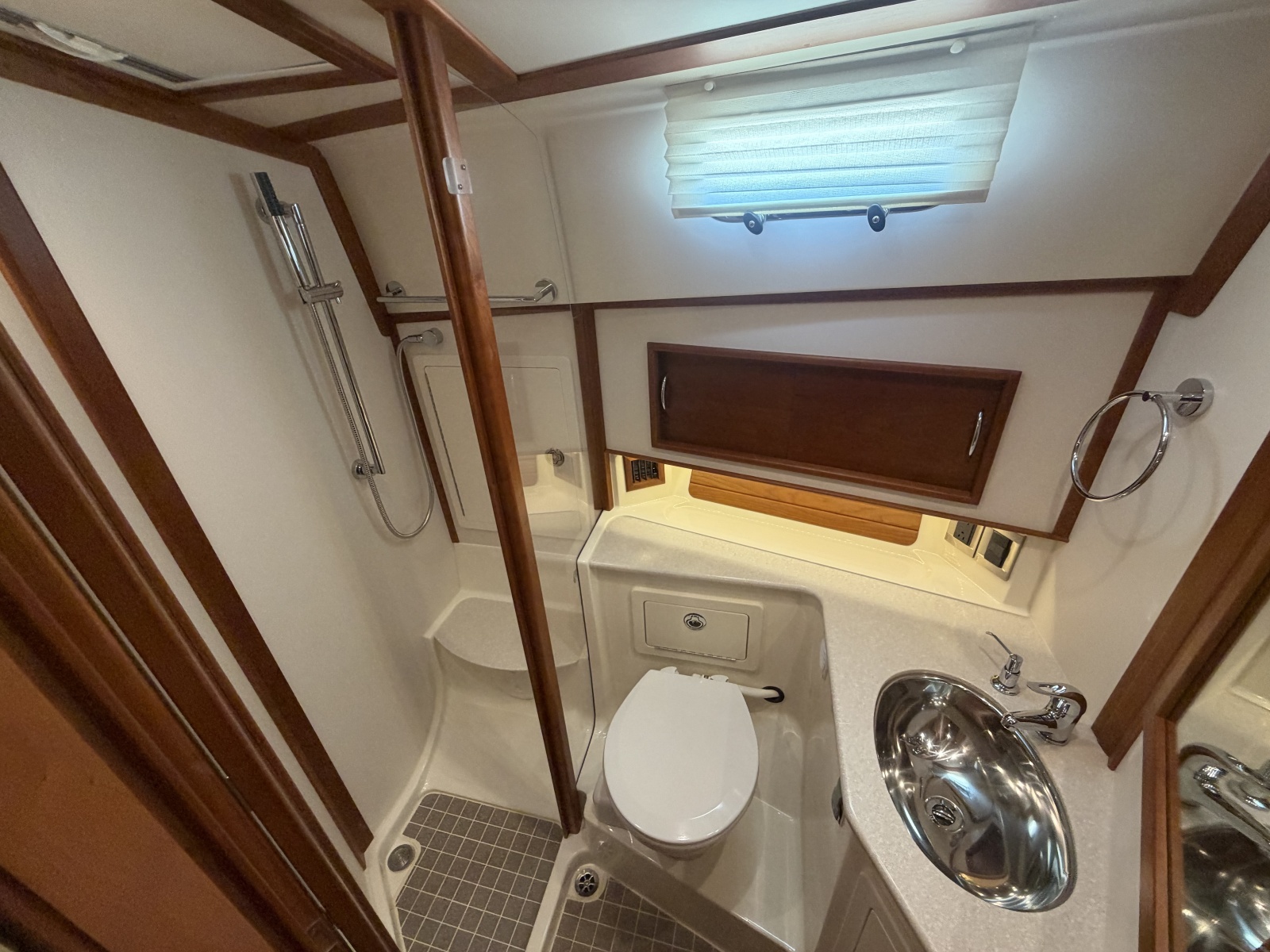 2016 Sabre 48 Salon Express
