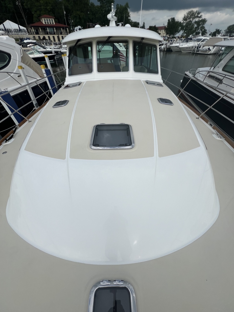2016 Sabre 48 Salon Express