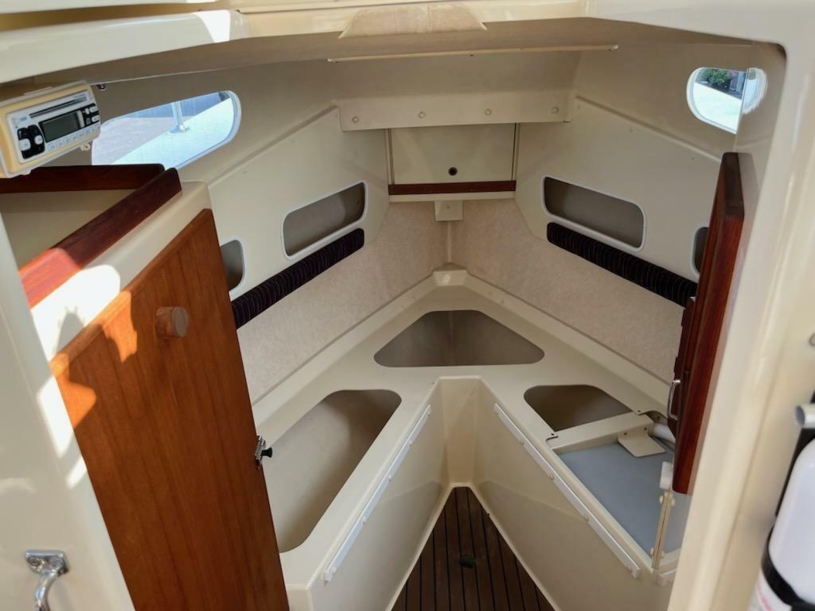 2001 Rosborough RF-246 Custom Wheelhouse