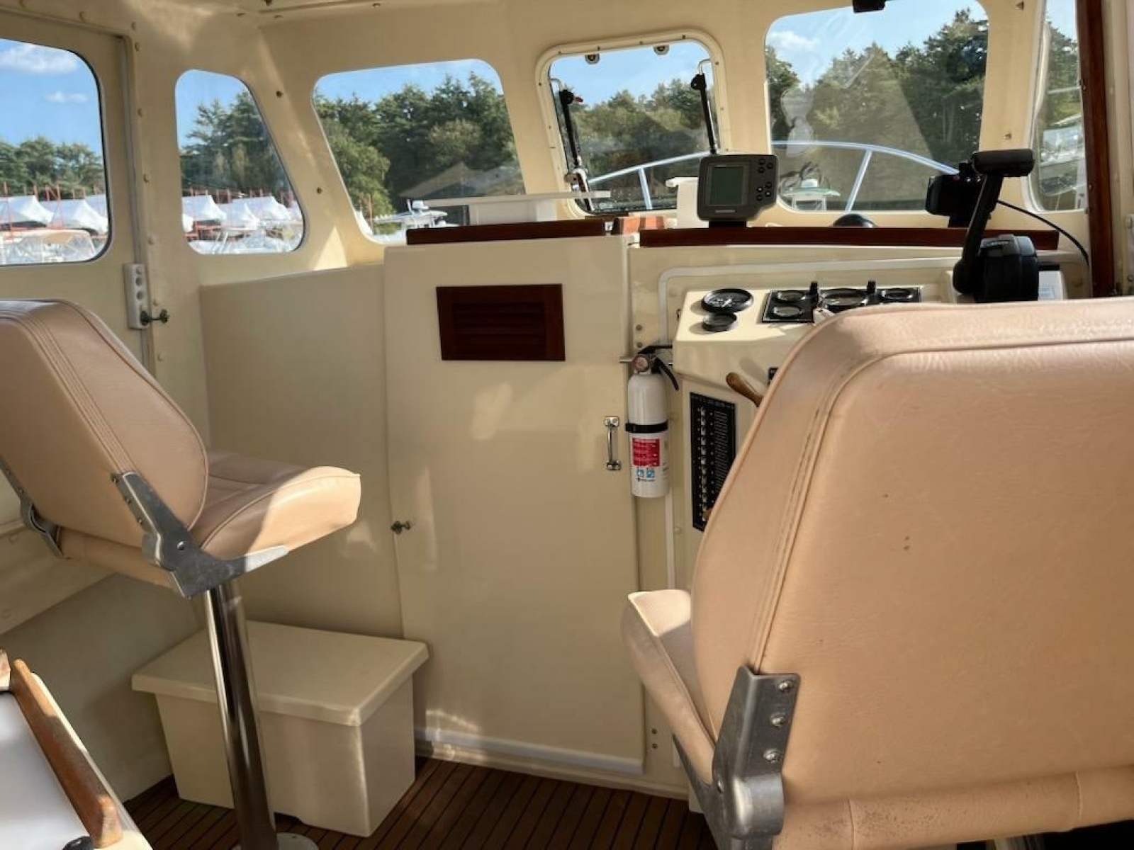 2001 Rosborough RF-246 Custom Wheelhouse