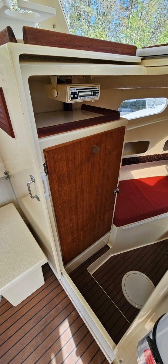 2001 Rosborough RF-246 Custom Wheelhouse
