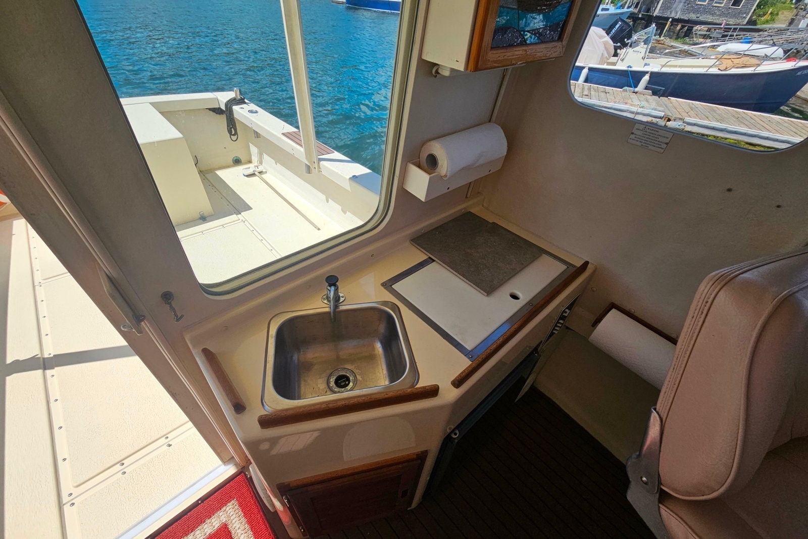 2001 Rosborough RF-246 Custom Wheelhouse