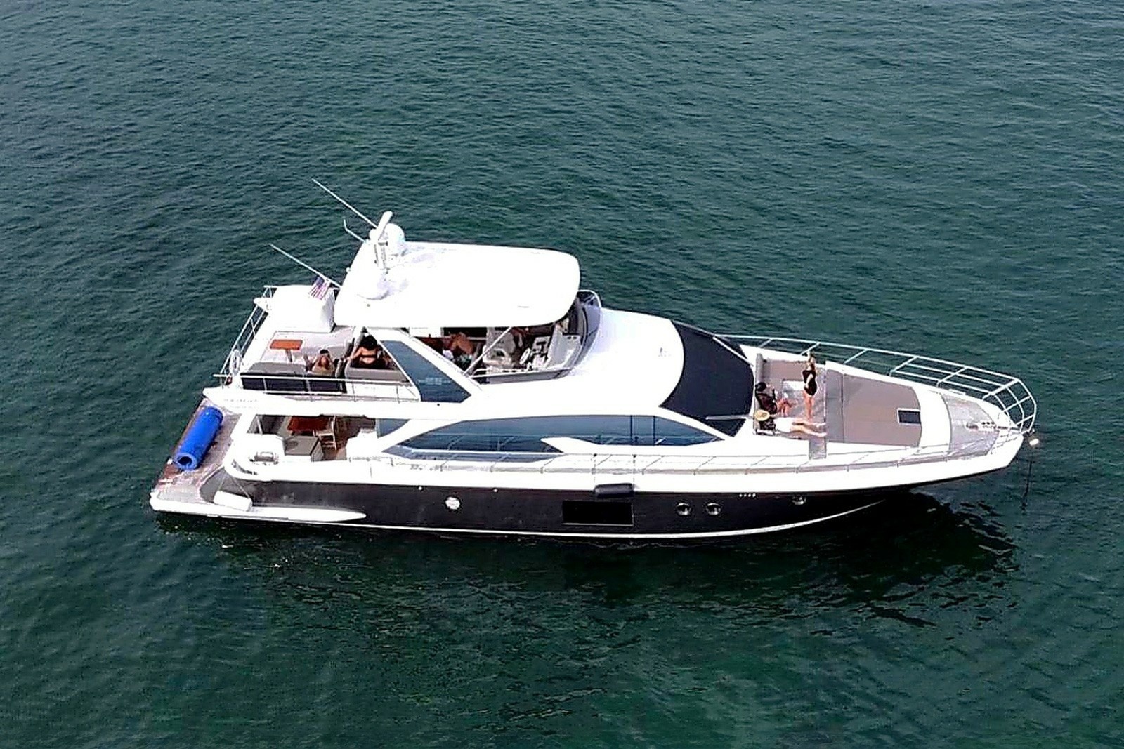 66ft Azimut Yacht For Sale