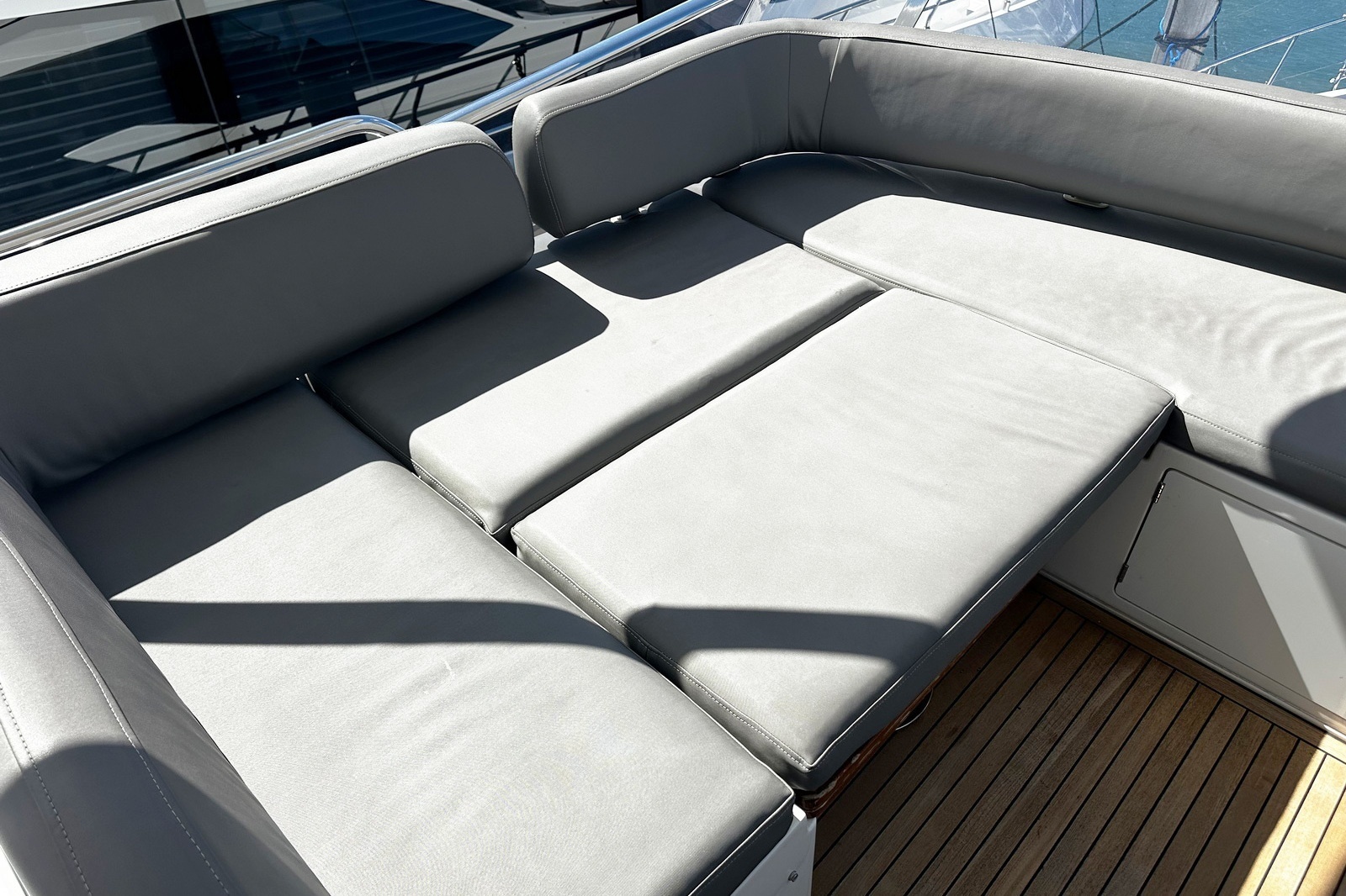 66ft Azimut Yacht For Sale