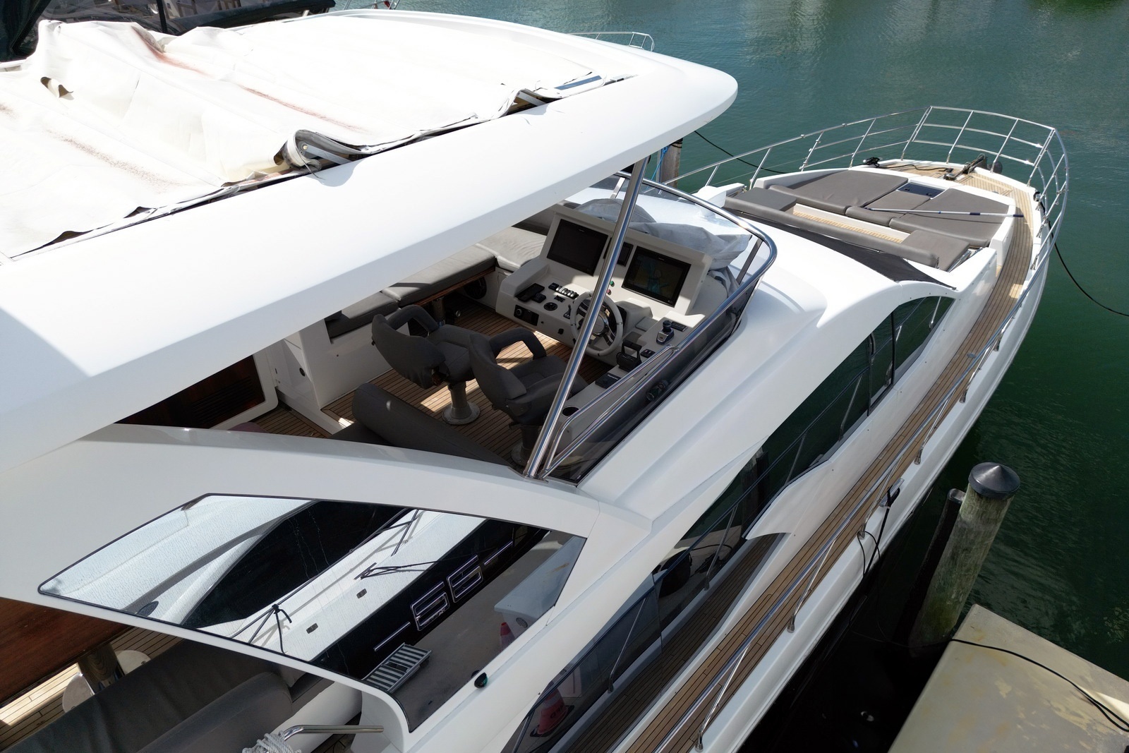 66ft Azimut Yacht For Sale