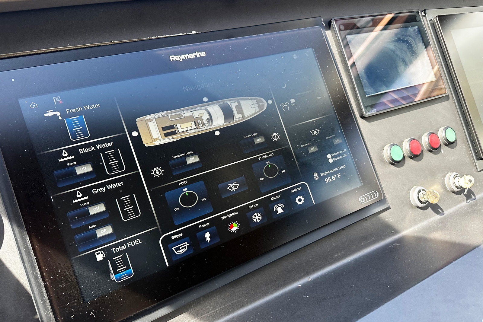 2018 Azimut Flybridge