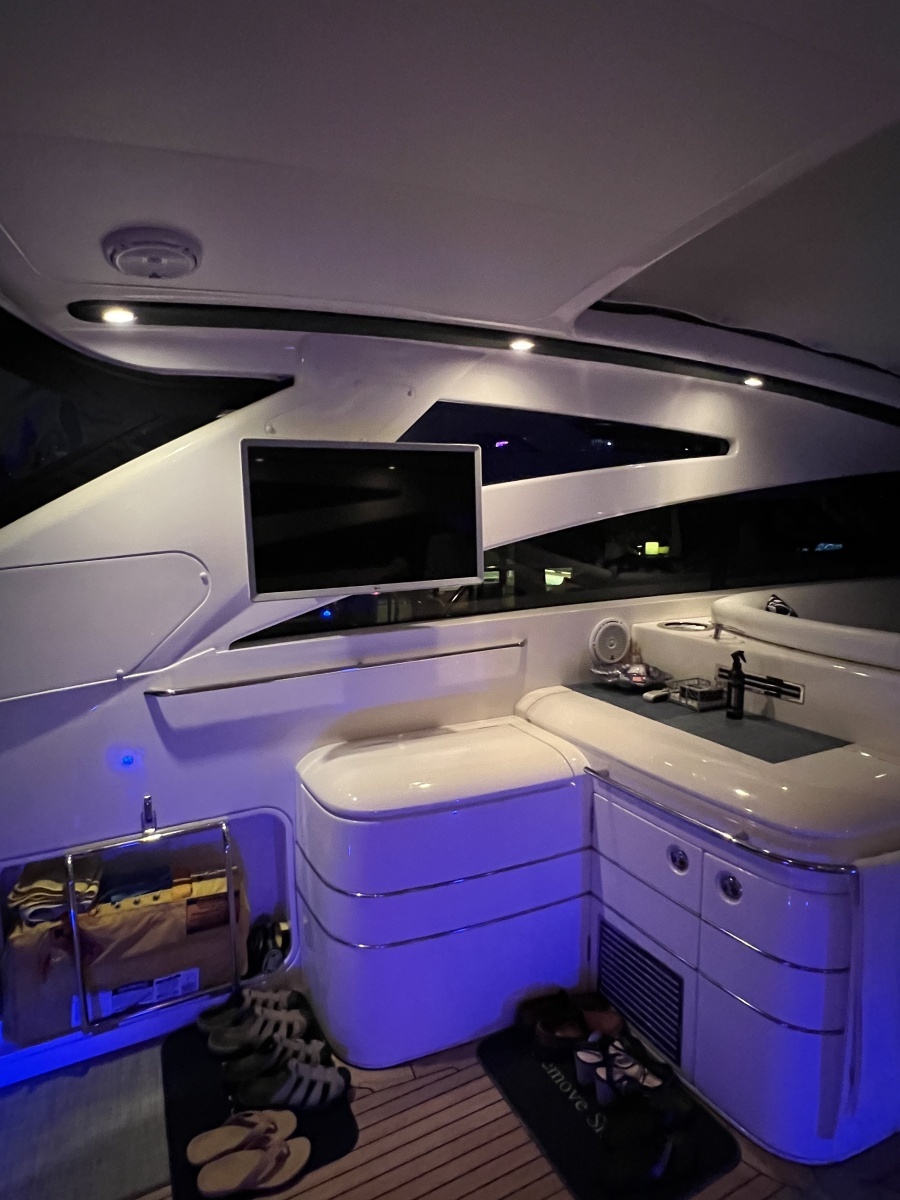 2004 Viking Princess V58