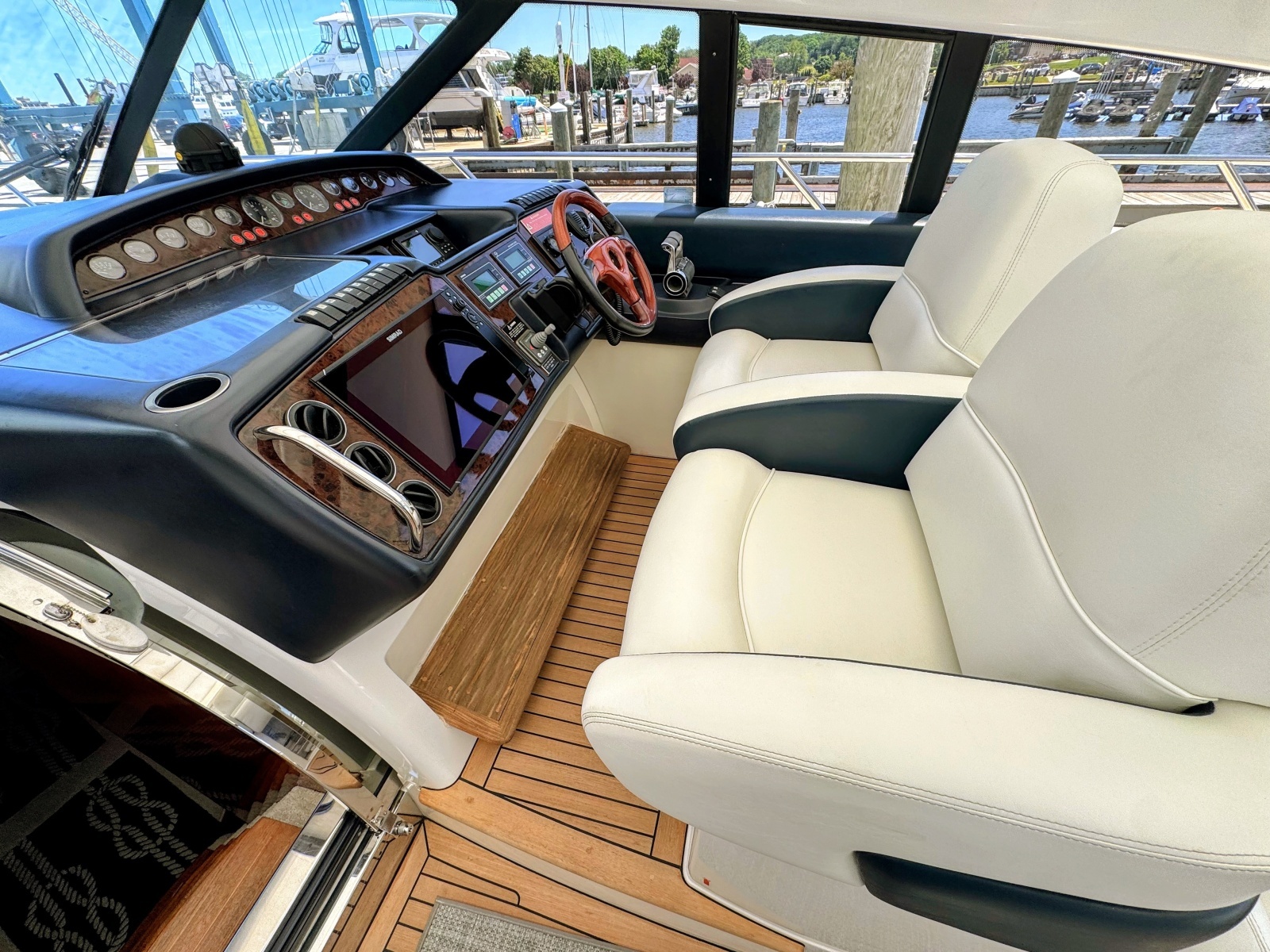 2004 Viking Princess V58